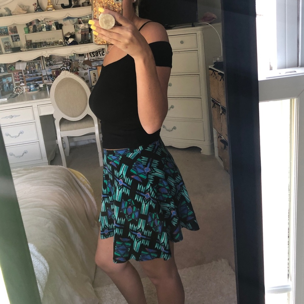 Colorful Pattern Skirt - Picture 6 of 6